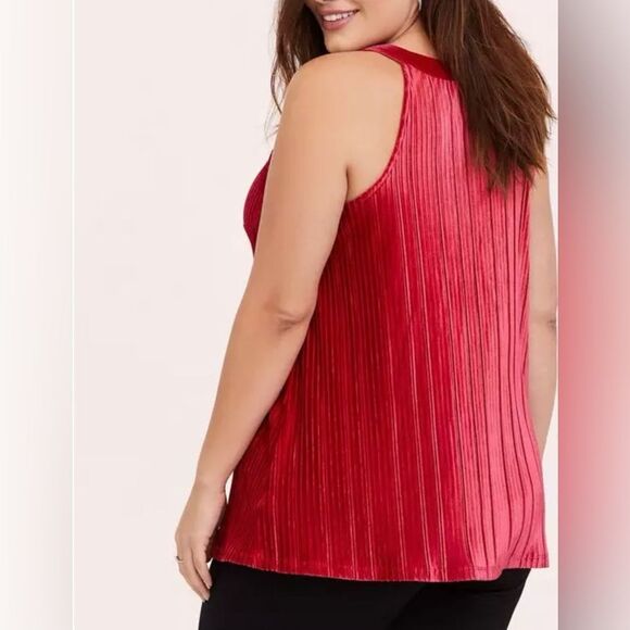 Torrid Red Velvet Pleated Goddess Top, Flowing Flattering, Soft, Stretch size 5X - Picture 3 of 12
